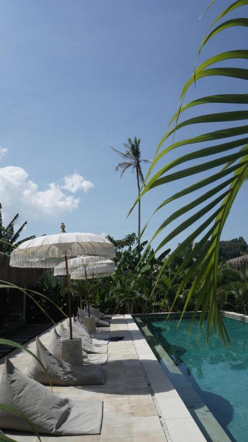 Suku Lifestyle Hotel & Villas Selong Belanak Exterior photo