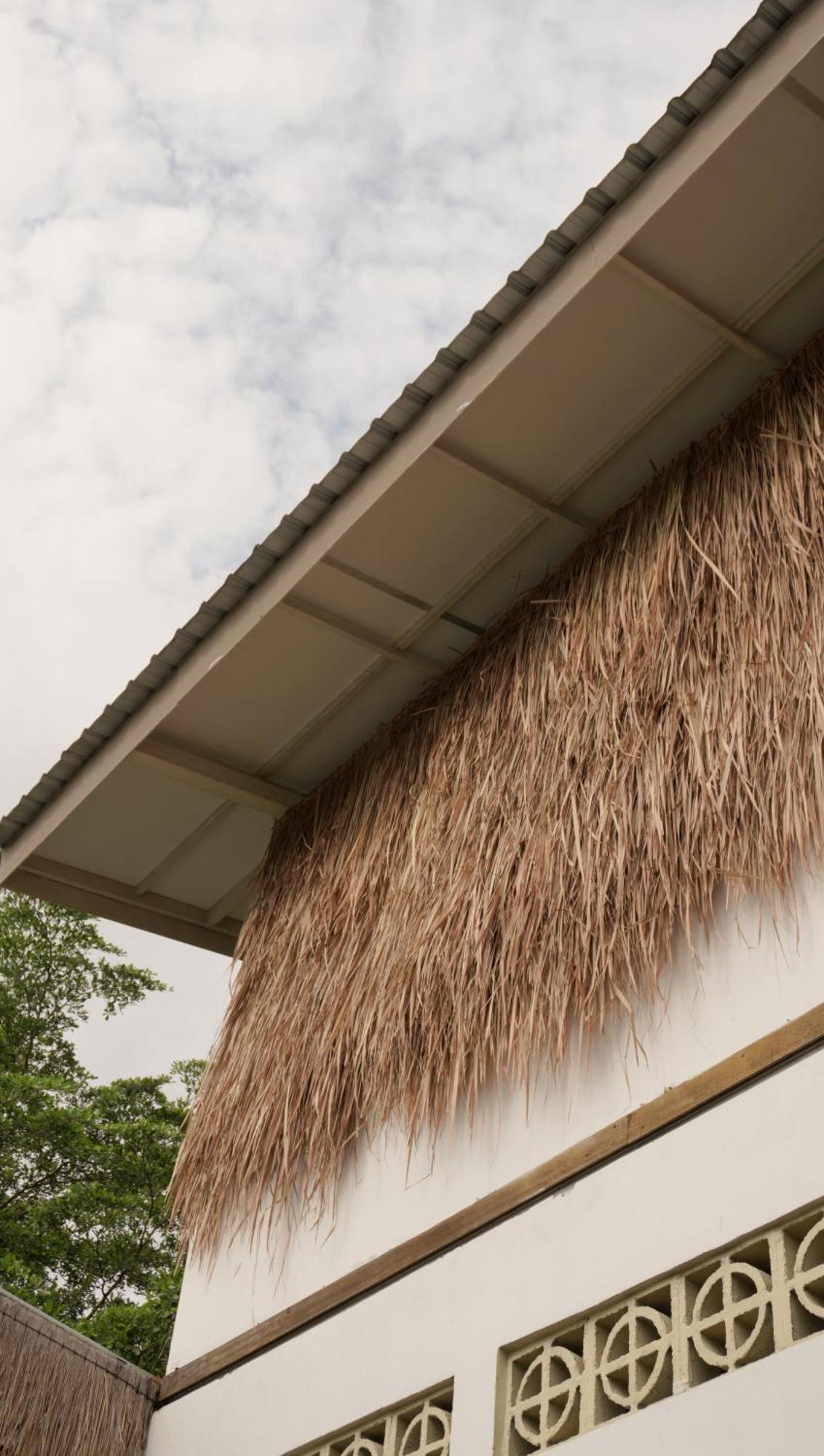 Suku Lifestyle Hotel & Villas Selong Belanak Exterior photo