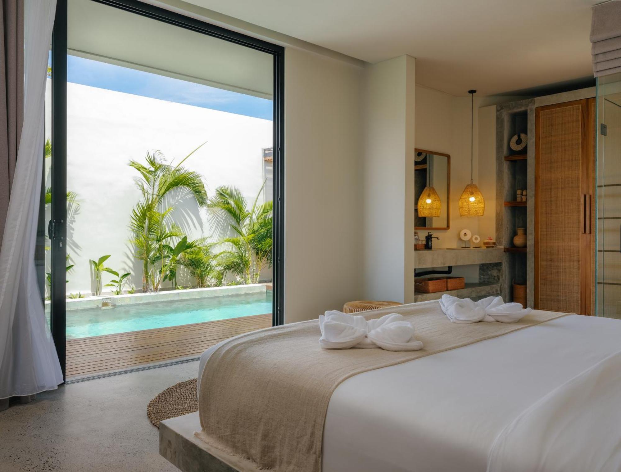 Suku Lifestyle Hotel & Villas Selong Belanak Exterior photo